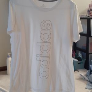 Adidas T-shirt